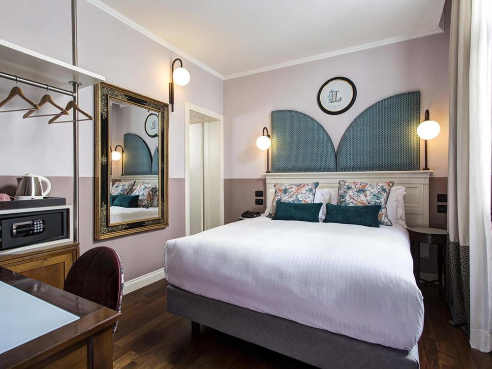 Gallery Hotel Indigo Verona Standard Room Queen Bed