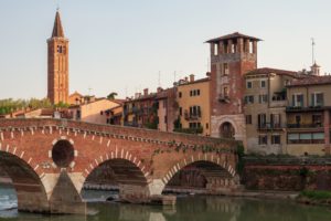 ponte pietra verona